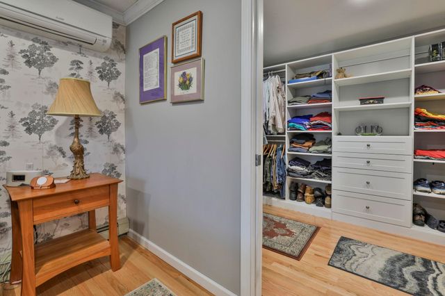 9 Lund Drive, Hudson, NH 03051