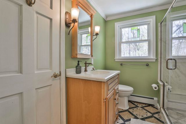 9 Lund Drive, Hudson, NH 03051