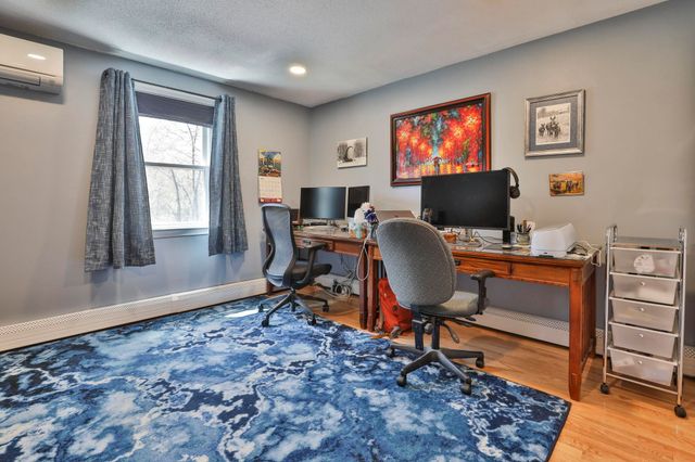 9 Lund Drive, Hudson, NH 03051