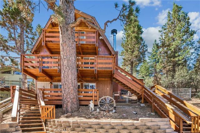 108 W Aeroplane Boulevard, Big Bear City, CA 92314
