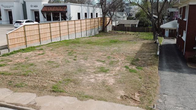 1719 S Peoria Avenue, Tulsa, OK 74120