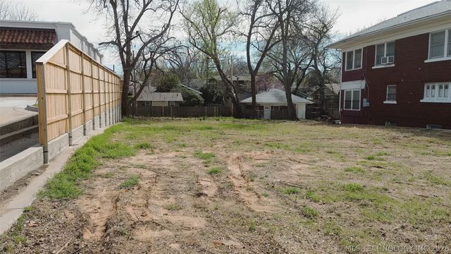 1719 S Peoria Avenue, Tulsa, OK 74120