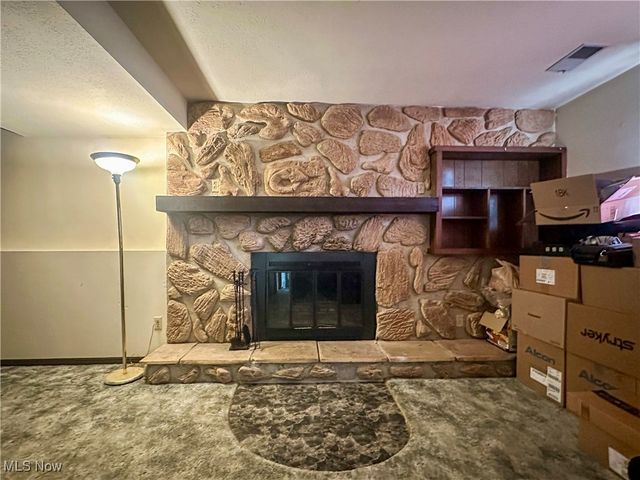 820 Cynthia Court, Niles, OH 44446