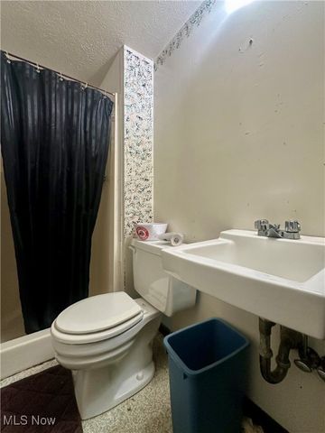 820 Cynthia Court, Niles, OH 44446