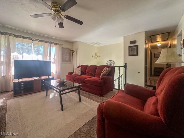 820 Cynthia Court, Niles, OH 44446