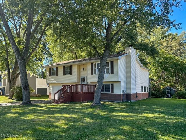 820 Cynthia Court, Niles, OH 44446