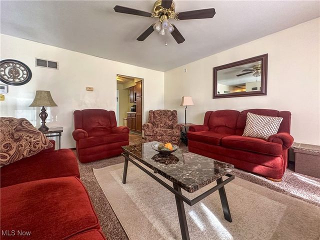 820 Cynthia Court, Niles, OH 44446