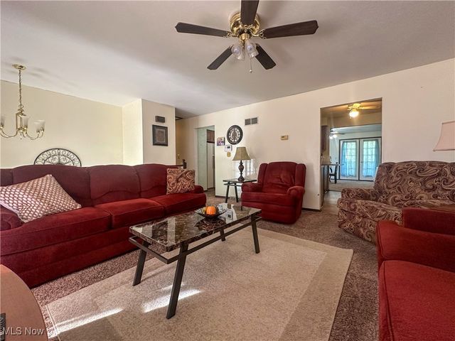 820 Cynthia Court, Niles, OH 44446