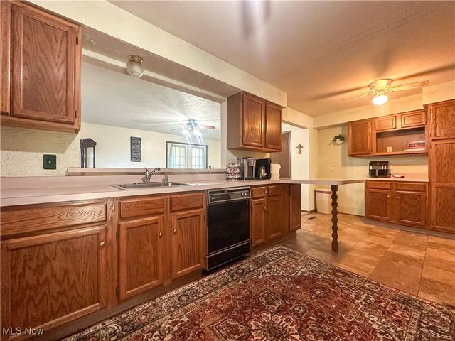 820 Cynthia Court, Niles, OH 44446