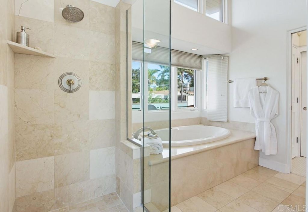 Image 24 of property listing at 1407 Ocean Ave, Del Mar, CA 92014