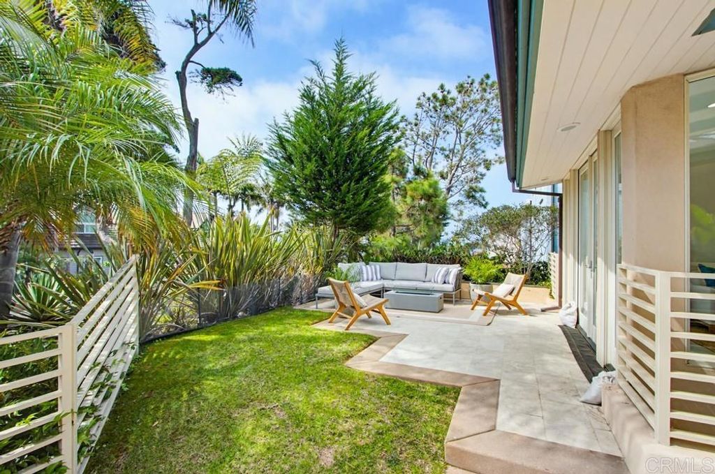 Image 33 of property listing at 1407 Ocean Ave, Del Mar, CA 92014