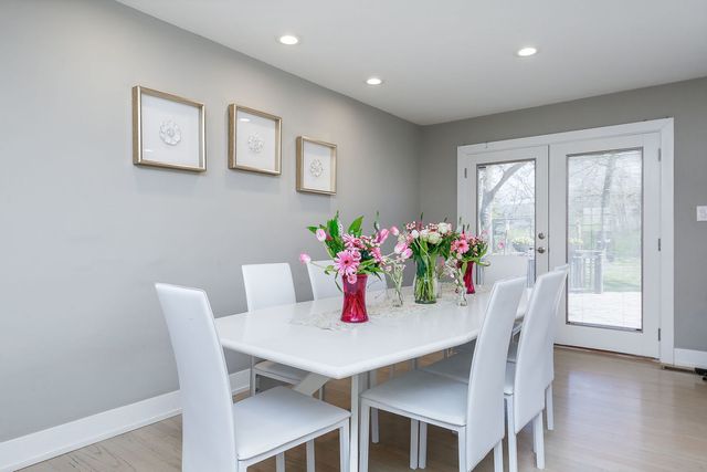 3309 York Road, Oak Brook, IL 60523