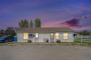 1102 W Clay/Broadway Street, Plattsburg, MO 64477