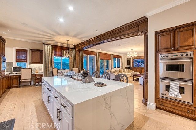 17 Long View, Laguna Hills, CA 92679