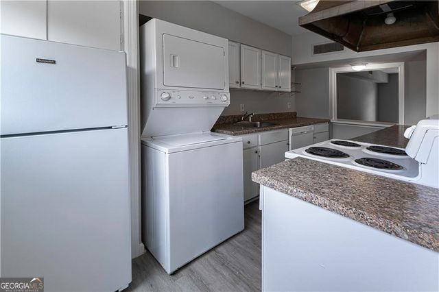 3071 Colonial Way E, Atlanta, GA 30341