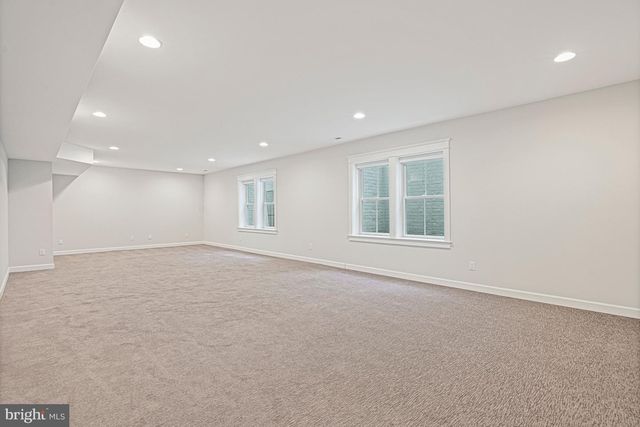 6447 TUCKER AVE, Mclean, VA 22101