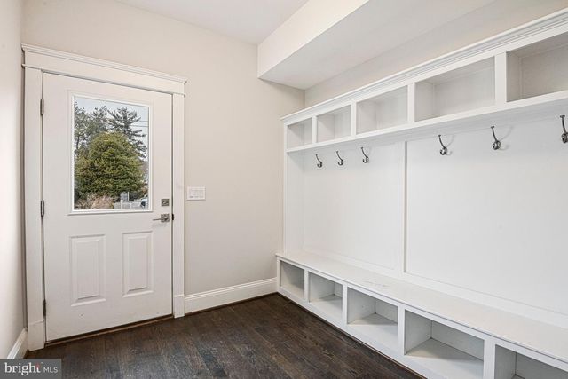 6447 TUCKER AVE, Mclean, VA 22101