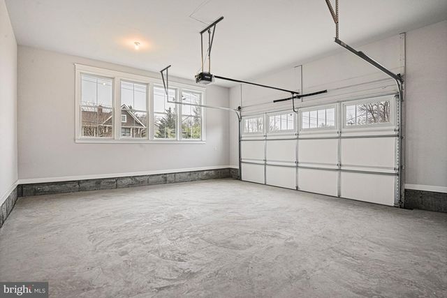 6447 TUCKER AVE, Mclean, VA 22101