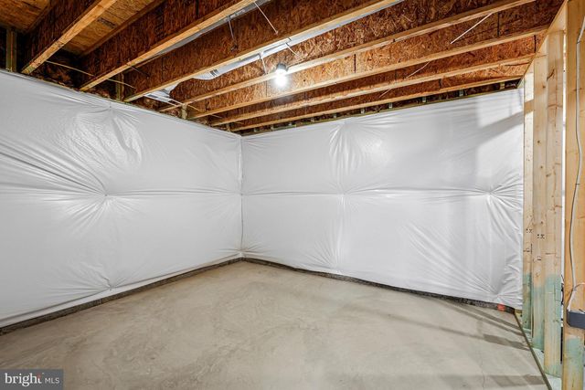 6447 TUCKER AVE, Mclean, VA 22101