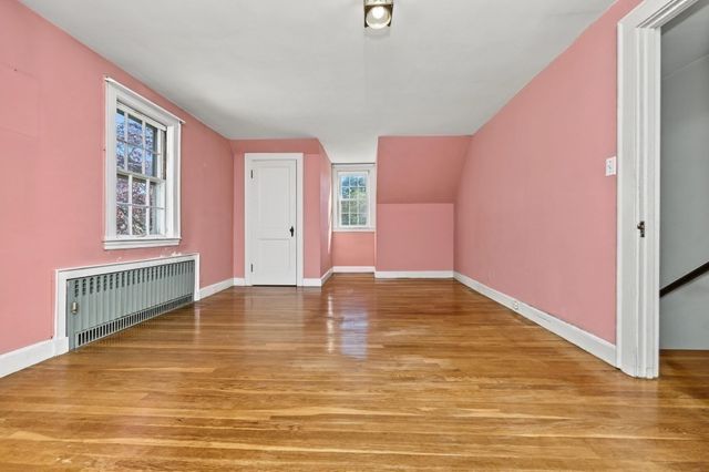 15 Cummings Rd, Newton, MA 02459