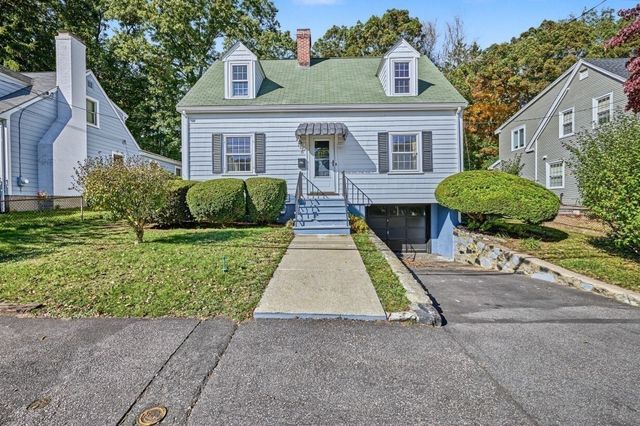 15 Cummings Rd, Newton, MA 02459
