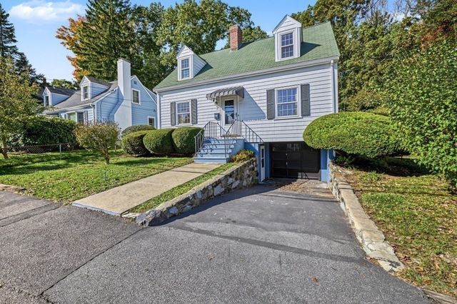 15 Cummings Rd, Newton, MA 02459