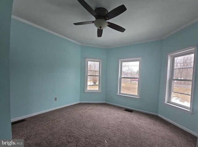 3226 S MAIN RD, Vineland, NJ 08360