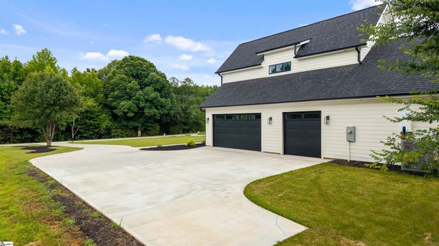 3364 Fairview Road, Fountain Inn, SC 29644