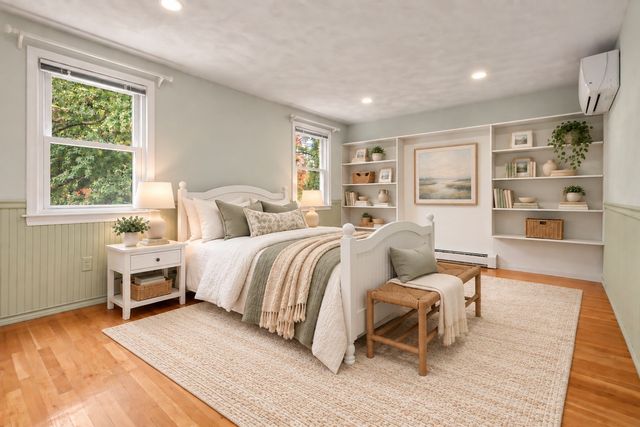 26 Waterview Drive, Medway, MA 02053