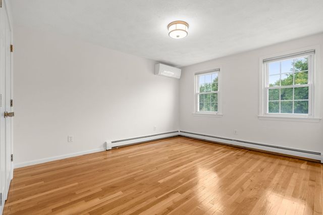 26 Waterview Drive, Medway, MA 02053