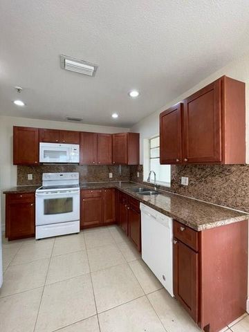 22744 SW 55TH Avenue, Boca Raton, FL 33433