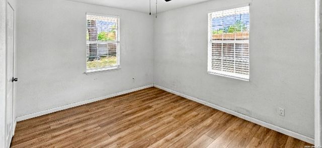 645 W BROADVIEW DR, San Antonio, TX 78228