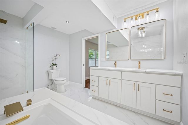 2851 W BAY AVENUE, Tampa, FL 33611