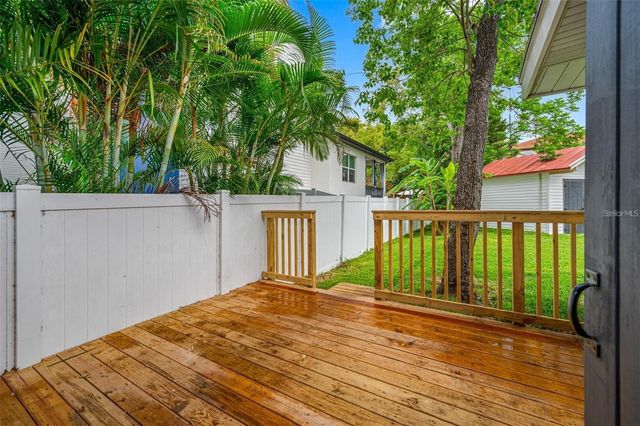 2851 W BAY AVENUE, Tampa, FL 33611