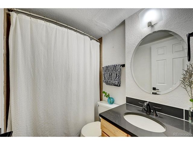 909 N Logan St 3C, Denver, CO 80203