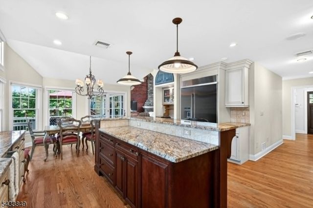 73 South Rd, Bloomingdale Boro, NJ 07403