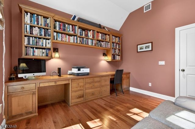 73 South Rd, Bloomingdale Boro, NJ 07403