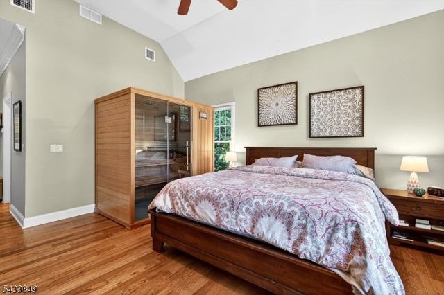 73 South Rd, Bloomingdale Boro, NJ 07403
