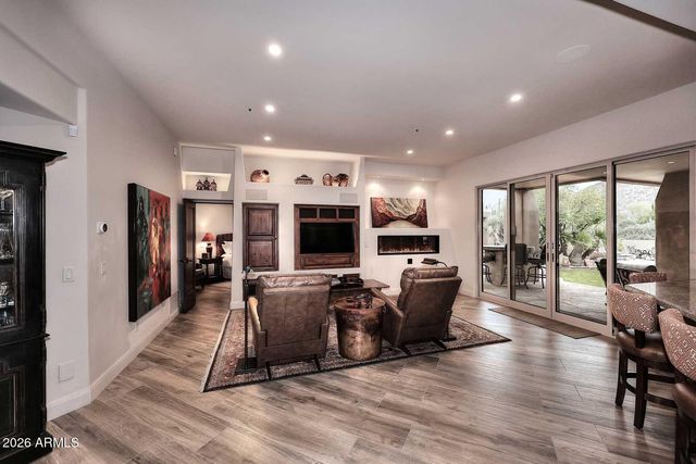 23863 N CHURCH Road, Scottsdale, AZ 85255