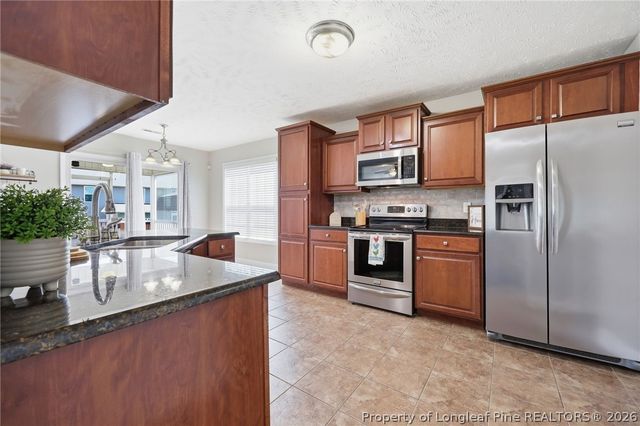 77 Summerseat Way, Bunnlevel, NC 28323