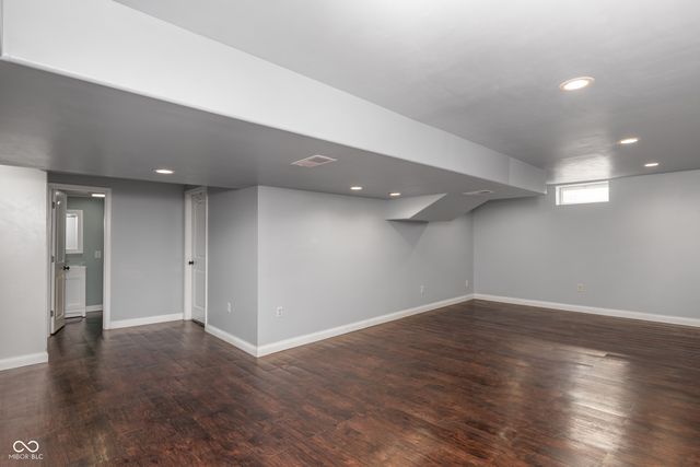 2025 Lick Creek Drive, Indianapolis, IN 46203