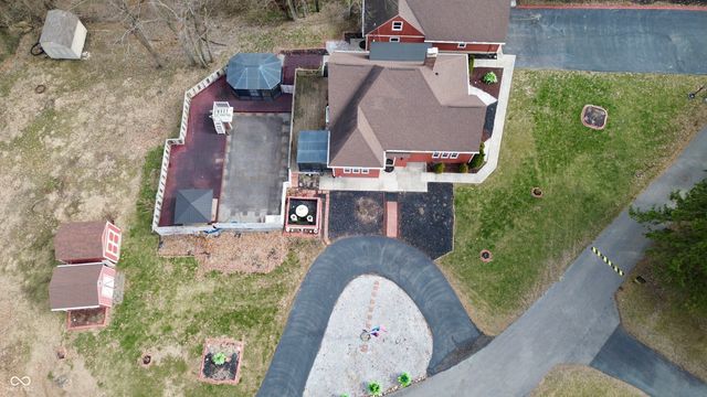 2025 Lick Creek Drive, Indianapolis, IN 46203