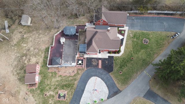 2025 Lick Creek Drive, Indianapolis, IN 46203