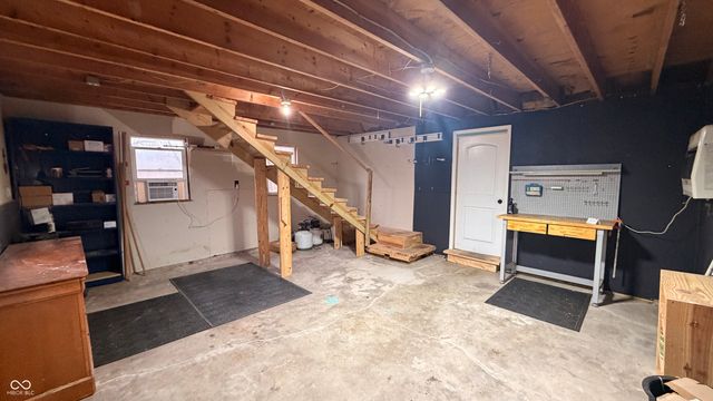 2025 Lick Creek Drive, Indianapolis, IN 46203