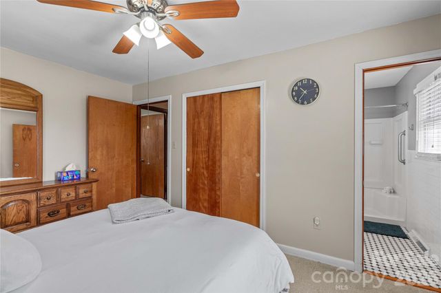 306 S Greenbriar Road, Statesville, NC 28625