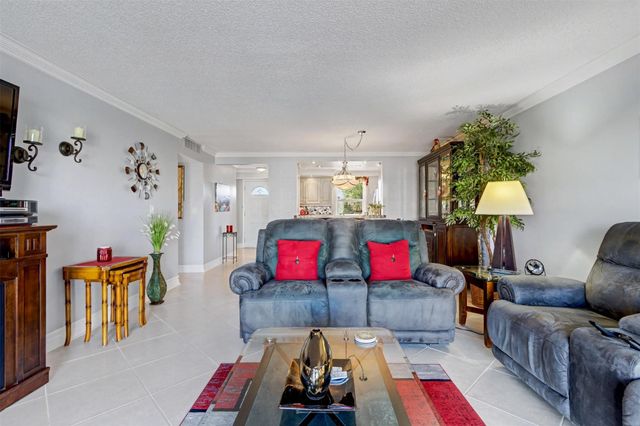 301 SE 3rd Street 308, Dania Beach, FL 33004