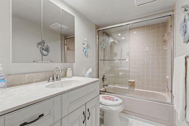 301 SE 3rd Street 308, Dania Beach, FL 33004