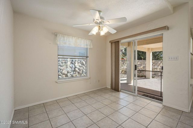 3916 Tiger Woods Drive, Las Cruces, NM 88011