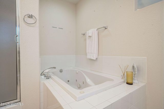 3916 Tiger Woods Drive, Las Cruces, NM 88011