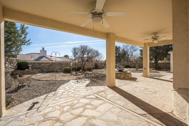 3916 Tiger Woods Drive, Las Cruces, NM 88011